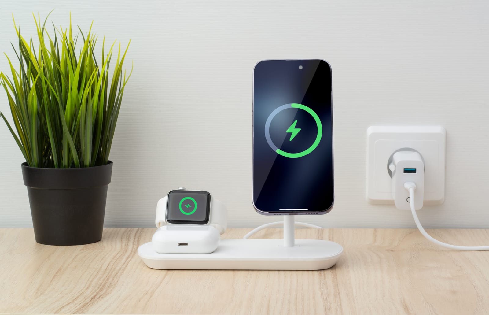 Dlaczego warto kupić etui z kółkiem magnetycznym do iPhone?