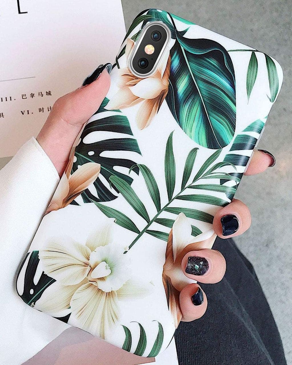 Etui do iPhone XS Max białe w egzotyczne kwiaty