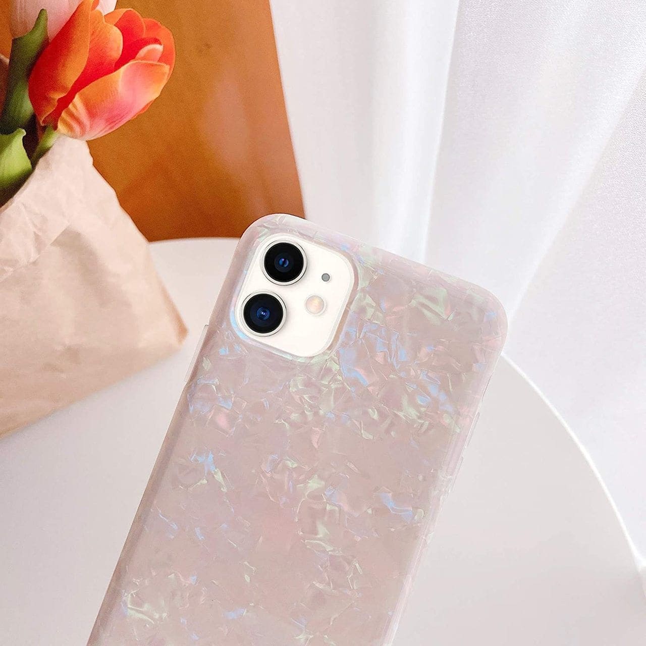 Etui do iPhone 11 muszla perłowa różowa
