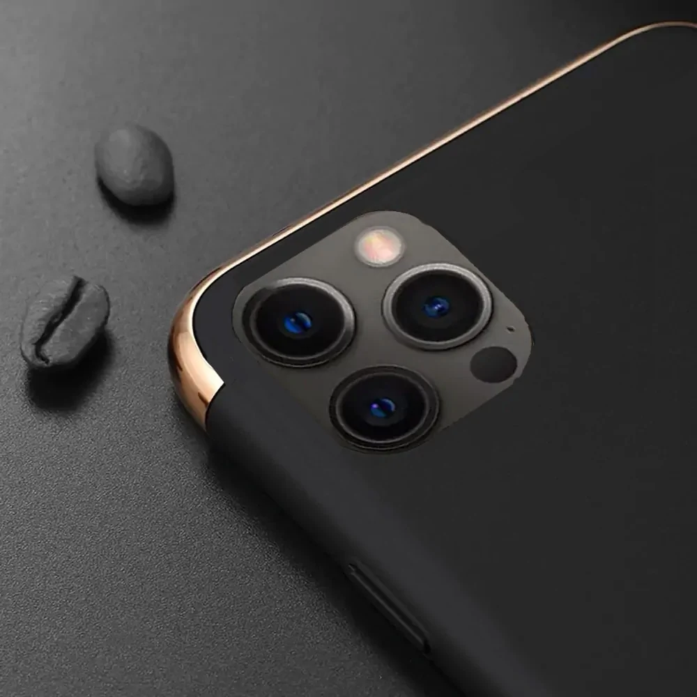 Etui do iPhone 13 Pro eleganckie cienkie ze zdobieniami i widocznym logo, czarne (OUTLET)