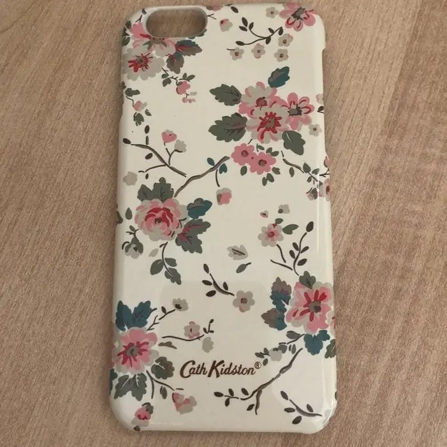 Etui do iPhone X/XS białe kwiatowe z uchwytem
