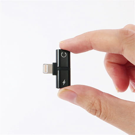 Rozdzielacz 2w1 do iPhone słuchawki + ładowarka czarny