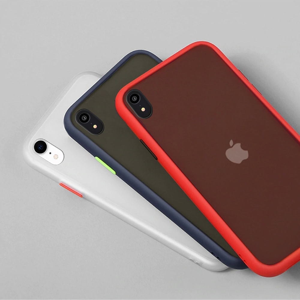 Granatowe ochronne etui z kolorowymi przyciskami do iPhone XR
