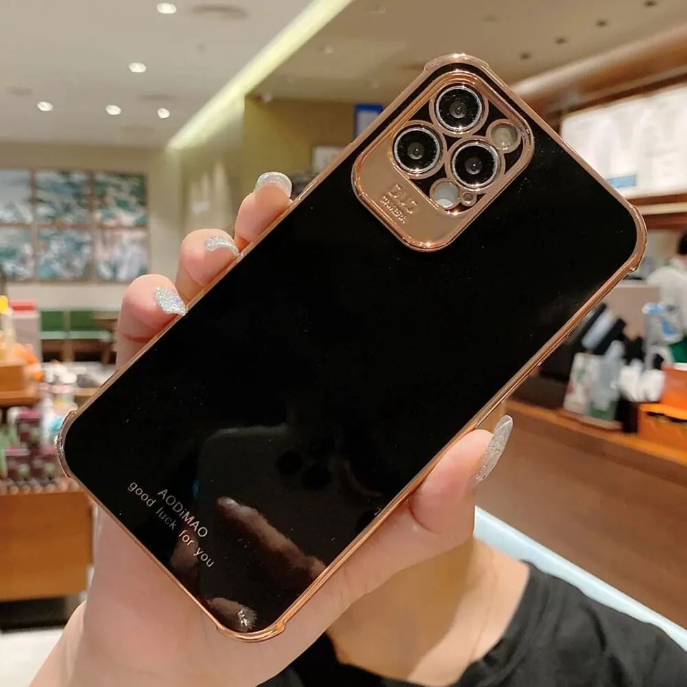 Etui do iPhone 13 Pro Duo Camera Protect Anti-Shock czarny połysk, złota ramka