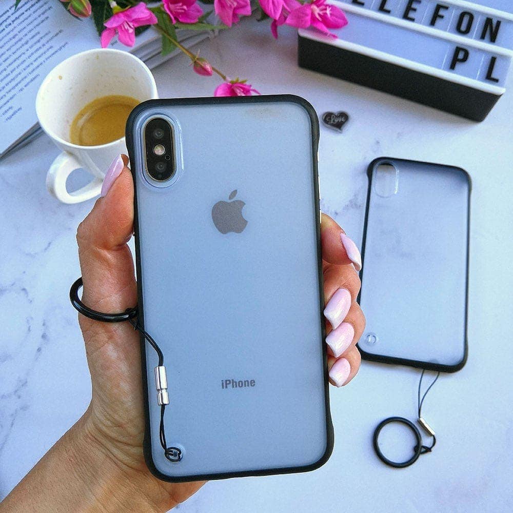 Etui do iPhone X/XS szklane z czarnymi bokami i uchwytem do trzymania
