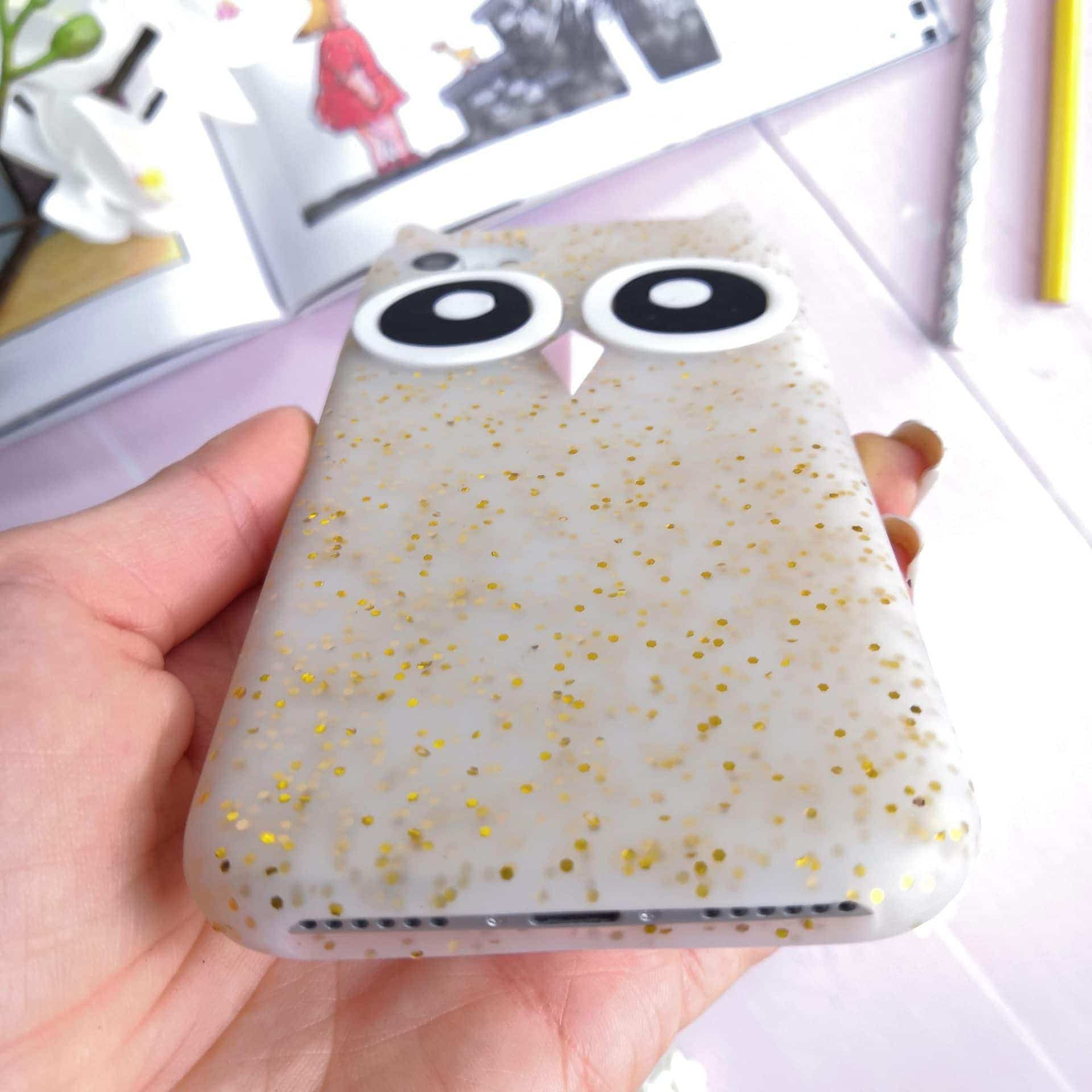 Etui do iPhone SE2022/SE2020/8/7 – sowa 3D złote