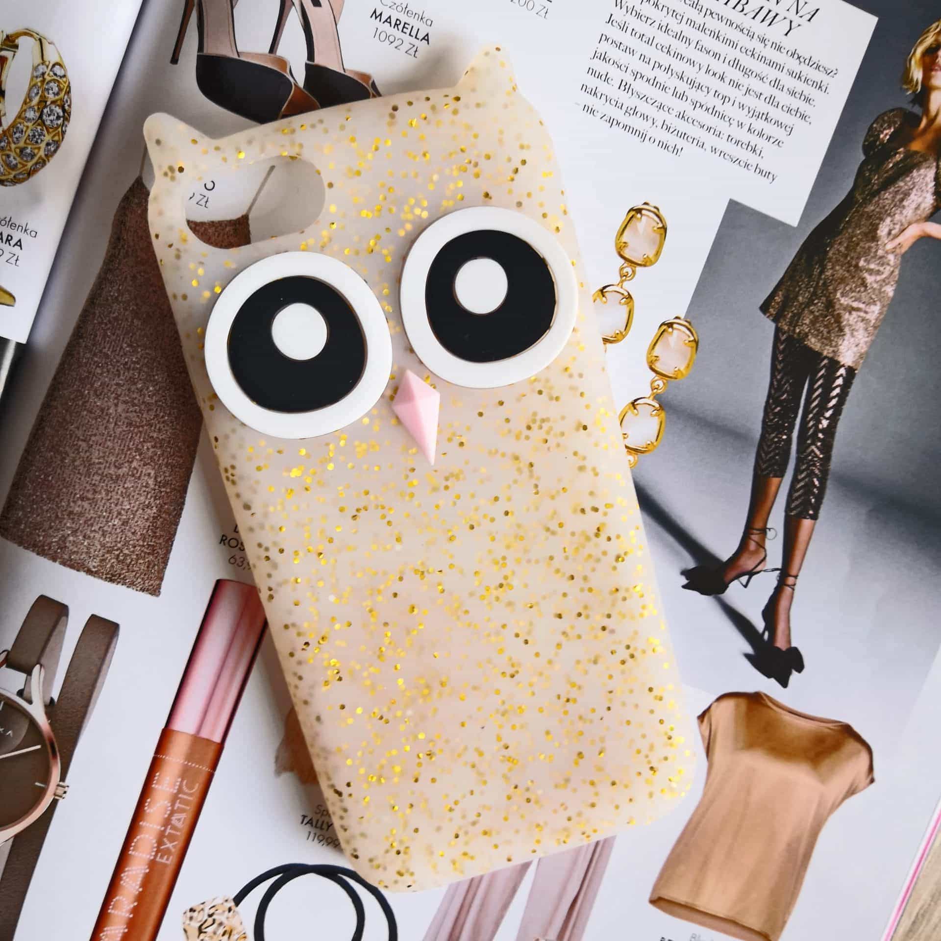 Etui do iPhone SE2022/SE2020/8/7 – sowa 3D złote