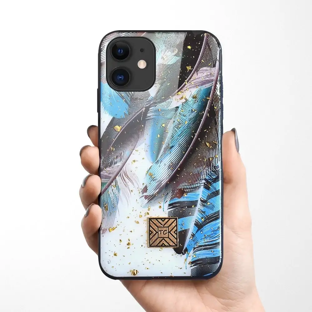 Etui do iPhone 12 eleganckie kolorowe pióra