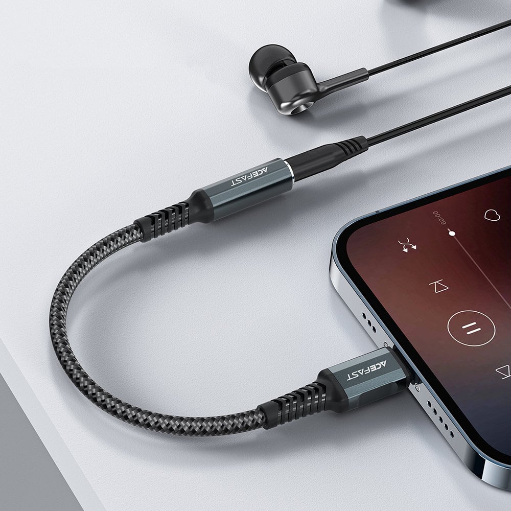 Adapter lightning – audio jack słuchawki MFi z funkcją rozmów