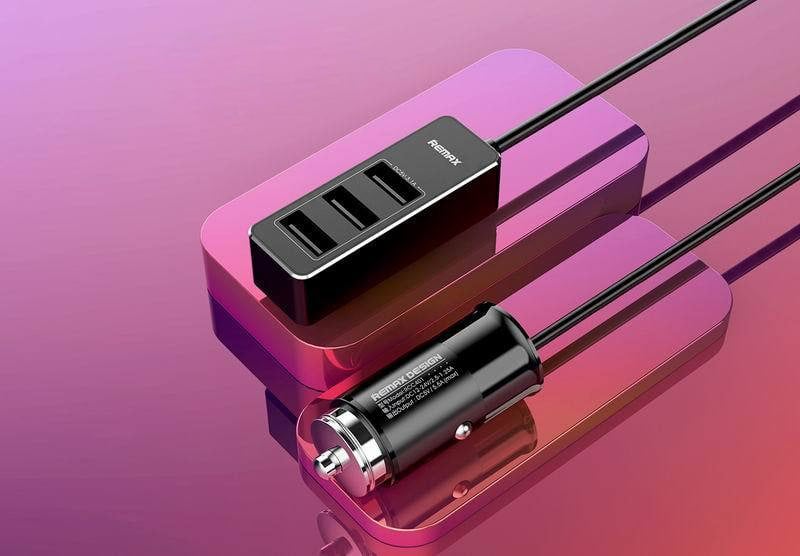 Szybka samochodowa ładowarka z przedłużaczem 4x USB