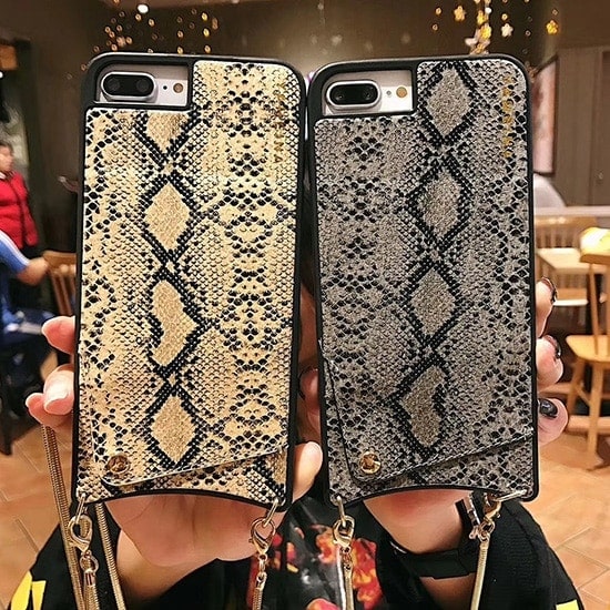Eleganckie stylowe etui torebka, szara wężowa skóra do iPhone XR