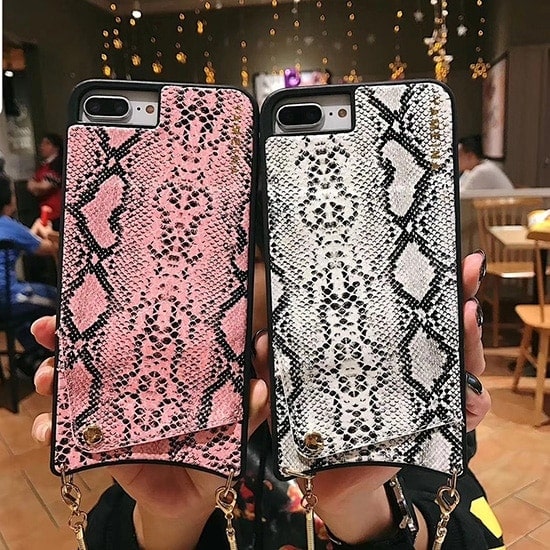 Eleganckie stylowe etui torebka, szara wężowa skóra do iPhone XR