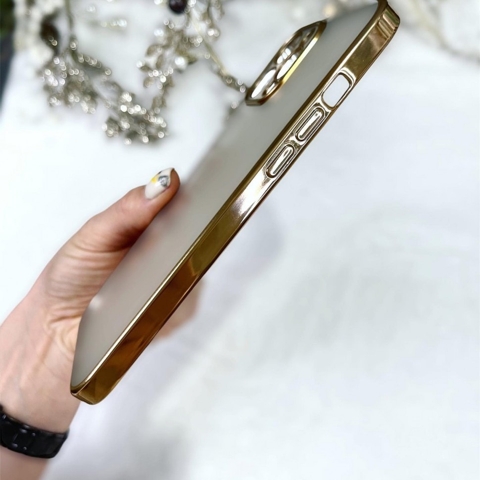 Etui do iPhone 13 Pro Max premium golden matt z osłoną kamery oryginal Sulada