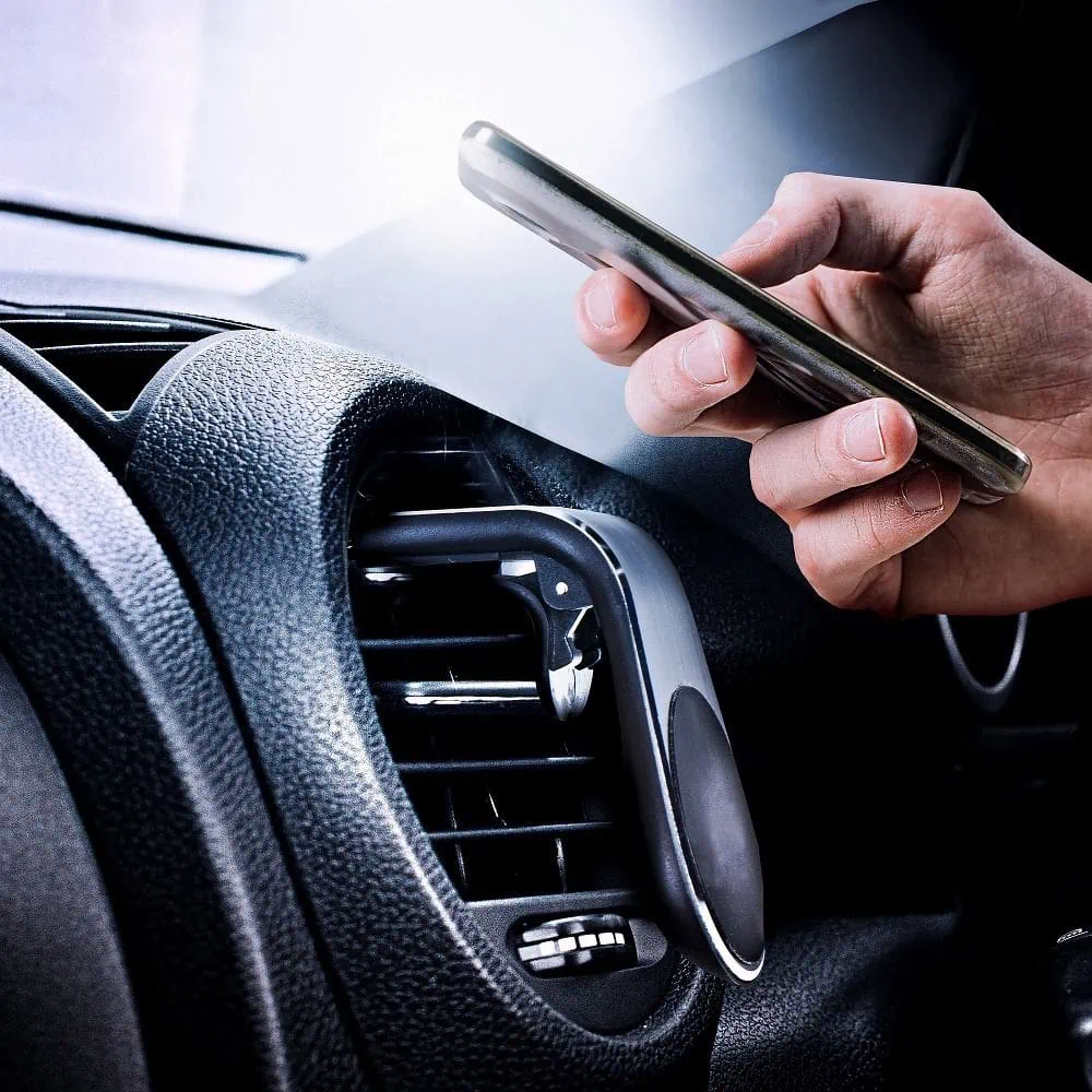 Uchwyt samochodowy do kratki wlotu, uniwersalny, czarny