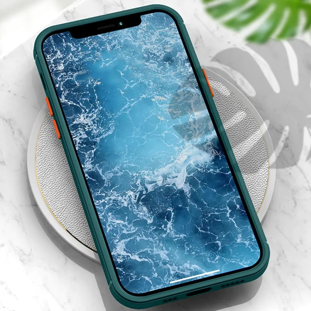 Etui do iPhone 13 Mini półprzeźroczyste matowe z ochroną aparatu, zielone