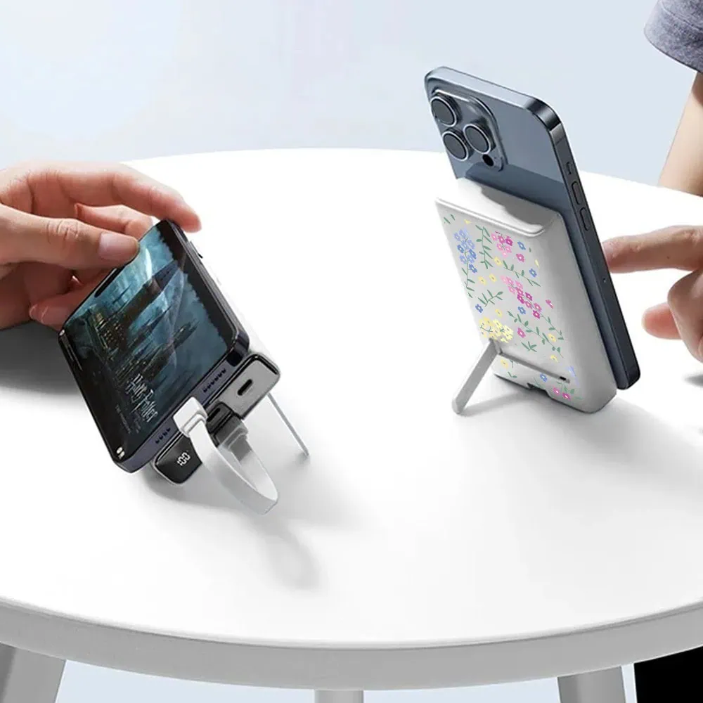 Power bank akumulator Magsafe do iPhone 10000 mAh z podstawką, 20W, kwiatki polne, biały