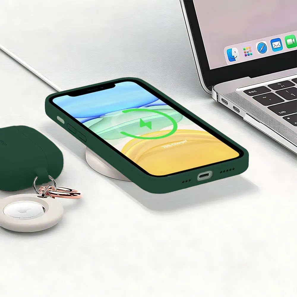 Etui do iPhone 11 silikonowe z mikrofibrą soft touch z osłoną na aparat, butelkowo zielone