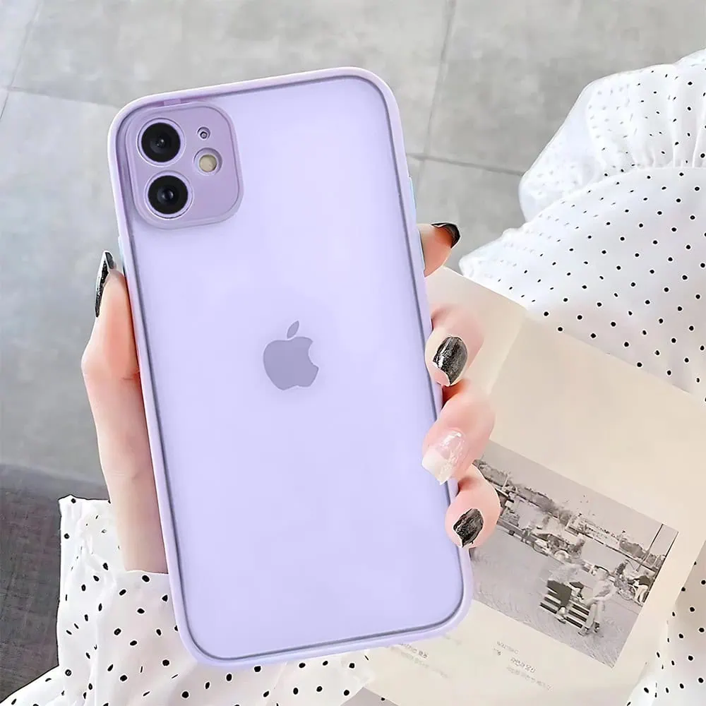 Etui do iPhone 12 półprzeźroczyste matowe z ochroną aparatu, fioletowe