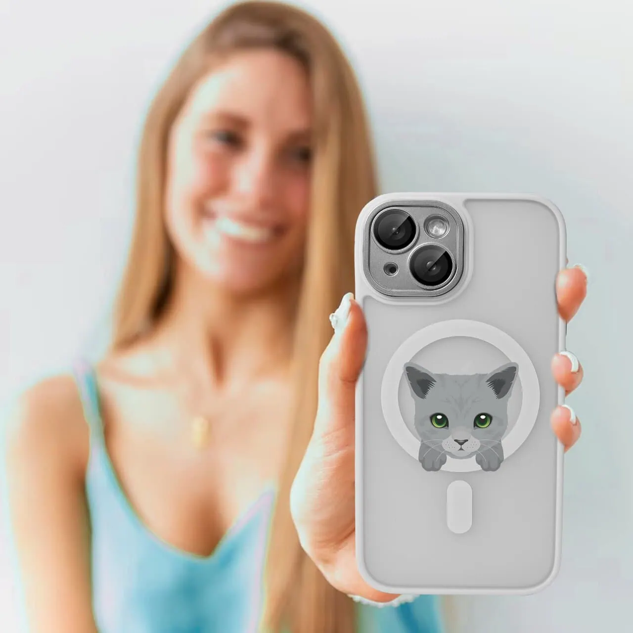 Etui do iPhone 13 Color Flush z Magsafe, z osłoną aparatu, kot brytyjski, popielate