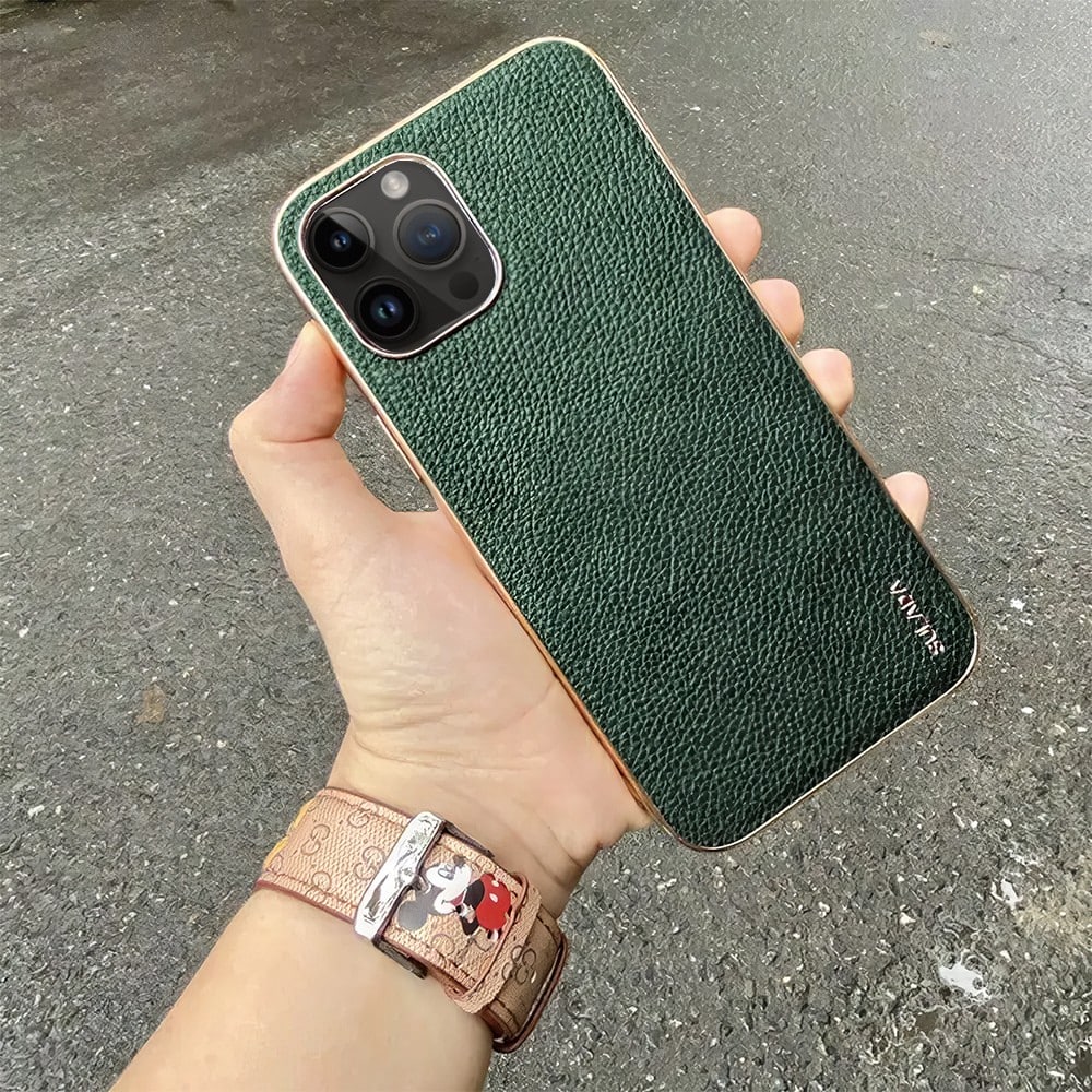 Etui do iPhone 14 Pro eleganckie luksusowe skórzane zielone ze złotem
