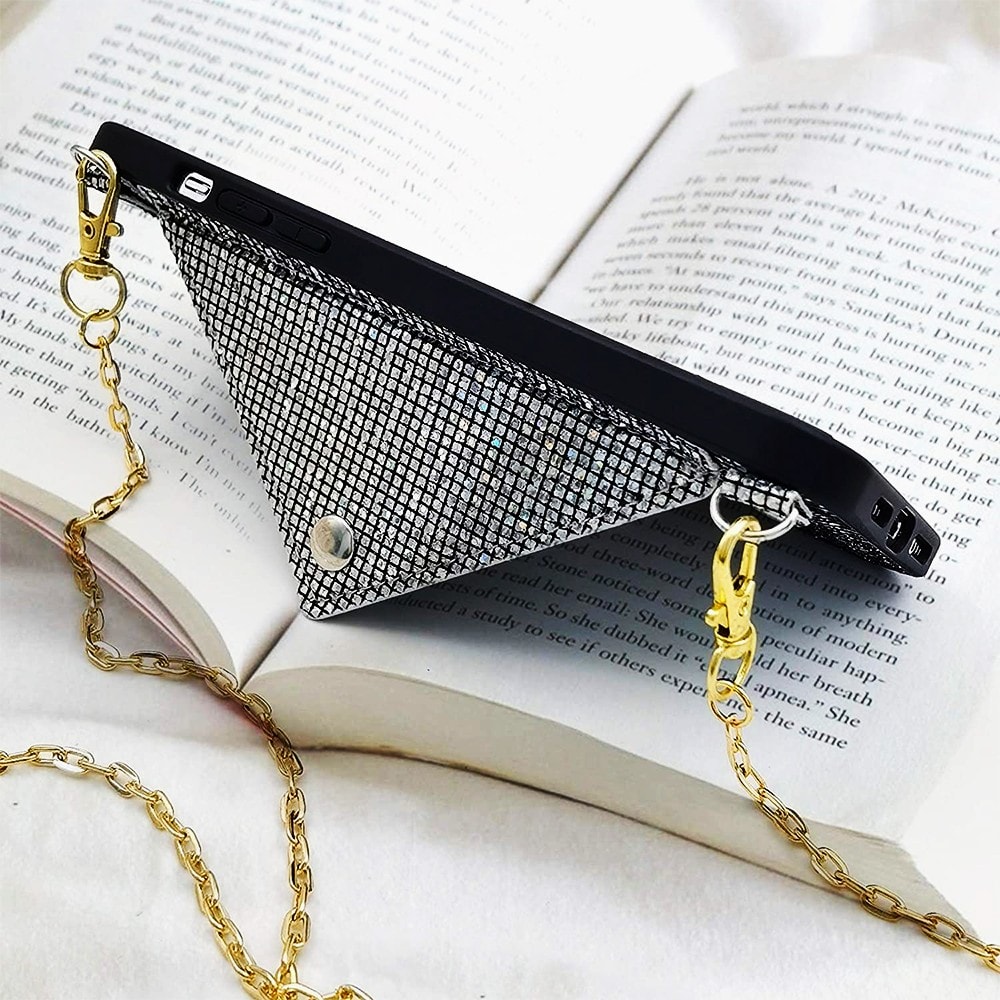 Etui do iPhone 15 Plus, eleganckie, błyszczące, torebka z łańcuszkiem, srebrne