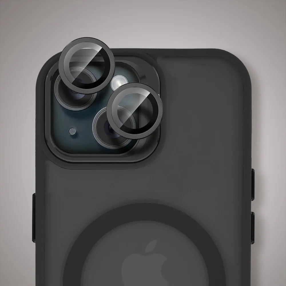 Etui do iPhone 15 MagSafe Arctic Stand, półprzeźroczyste, z podstawką, czarne