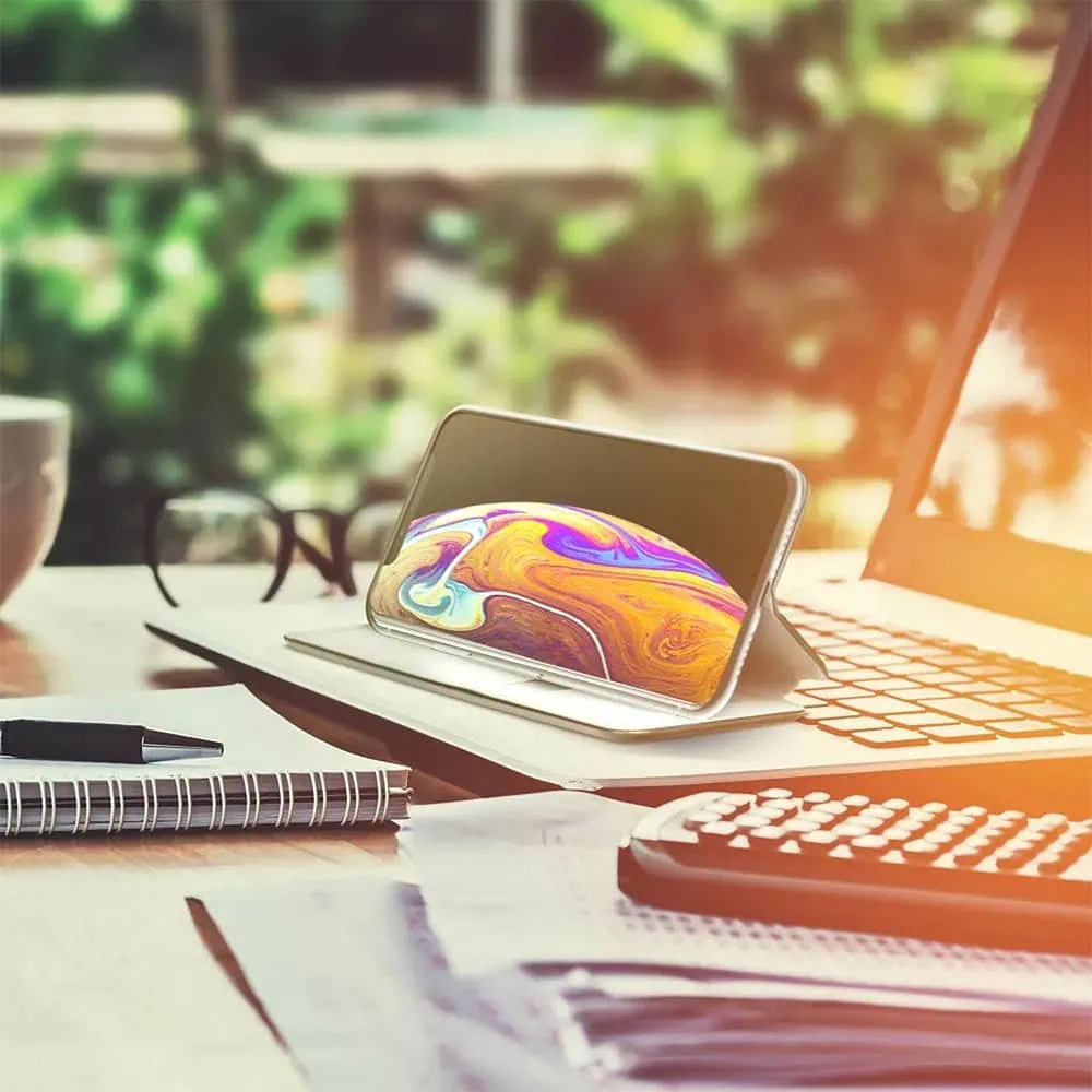 Etui do iPhone 15 Pro klasyczne z magnetyczną klapką, szare