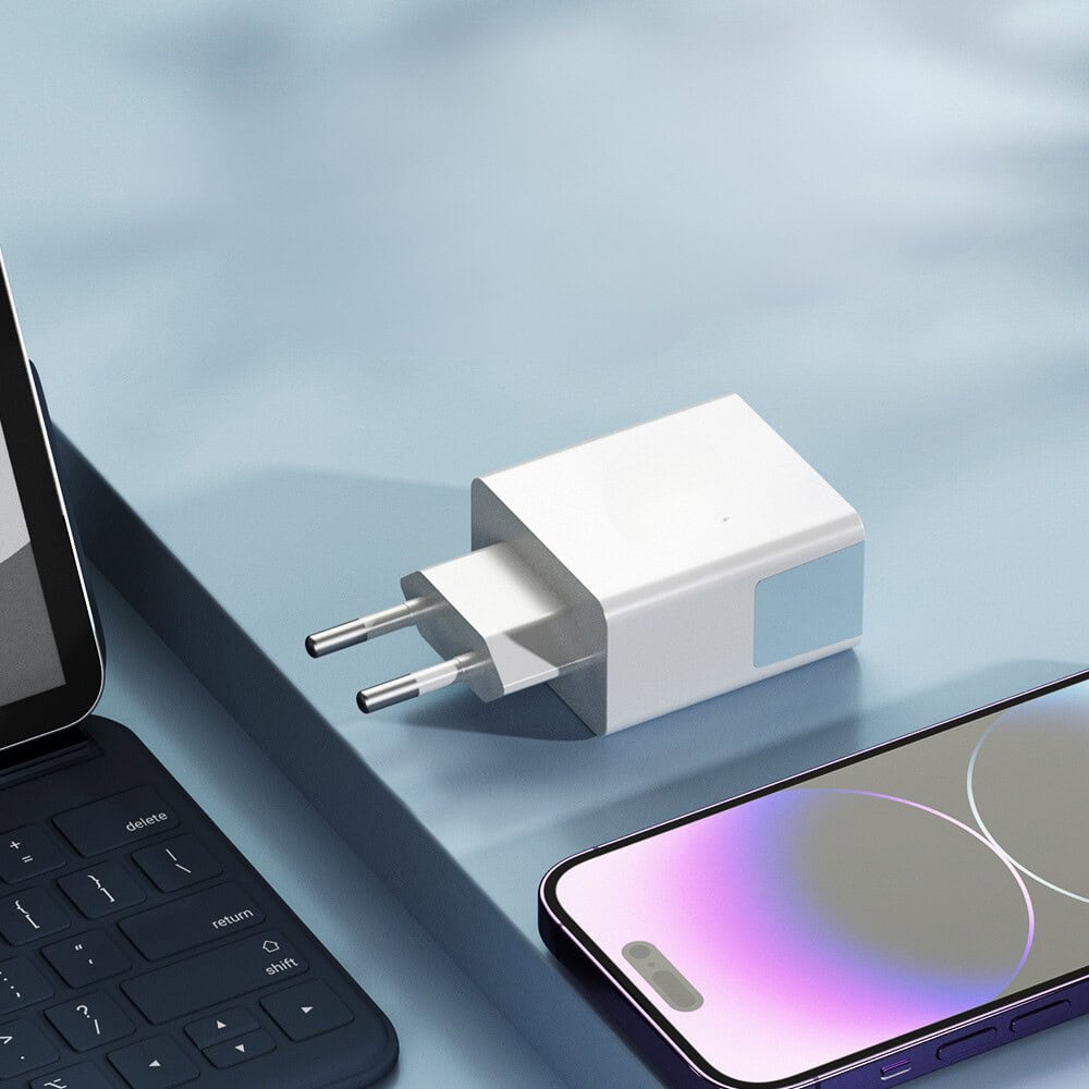 Ładowarka sieciowa 3w1, PD 20W QC 18W, 2x USB Typ C + USB, biała