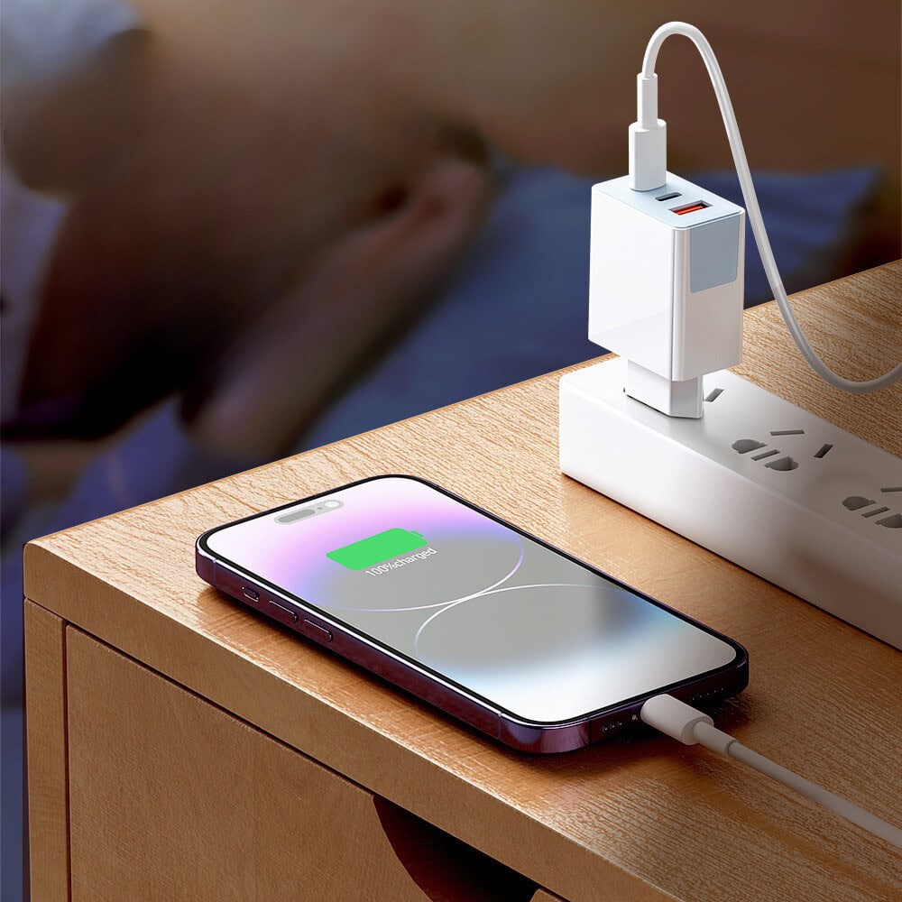 Ładowarka sieciowa 3w1, PD 20W QC 18W, 2x USB Typ C + USB, biała