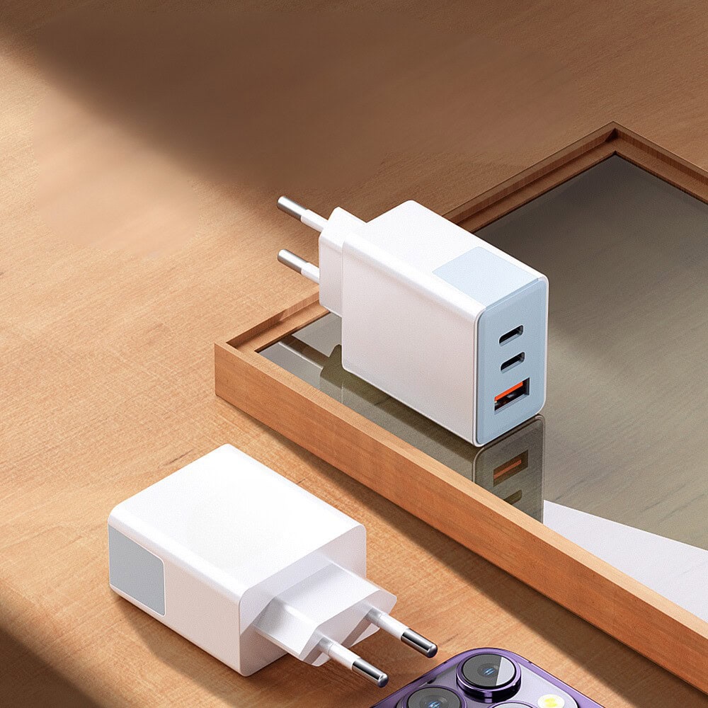 Ładowarka sieciowa 3w1, PD 20W QC 18W, 2x USB Typ C + USB, biała