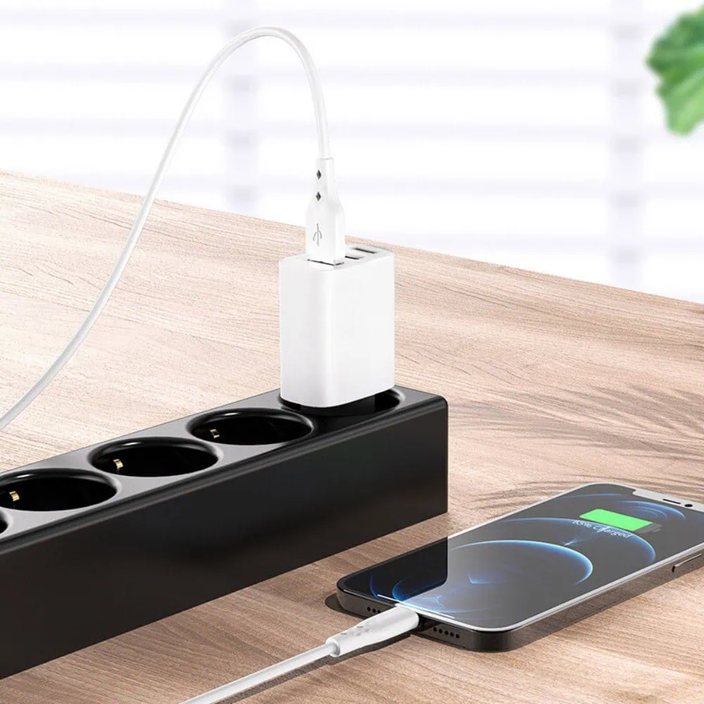 Ładowarka sieciowa QC 18W 3x USB, biała