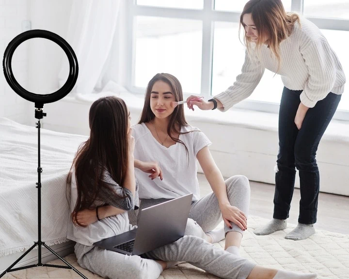 Lampa pierścieniowa duża 32cm, mocna z uchwytem, statywem i pilotem