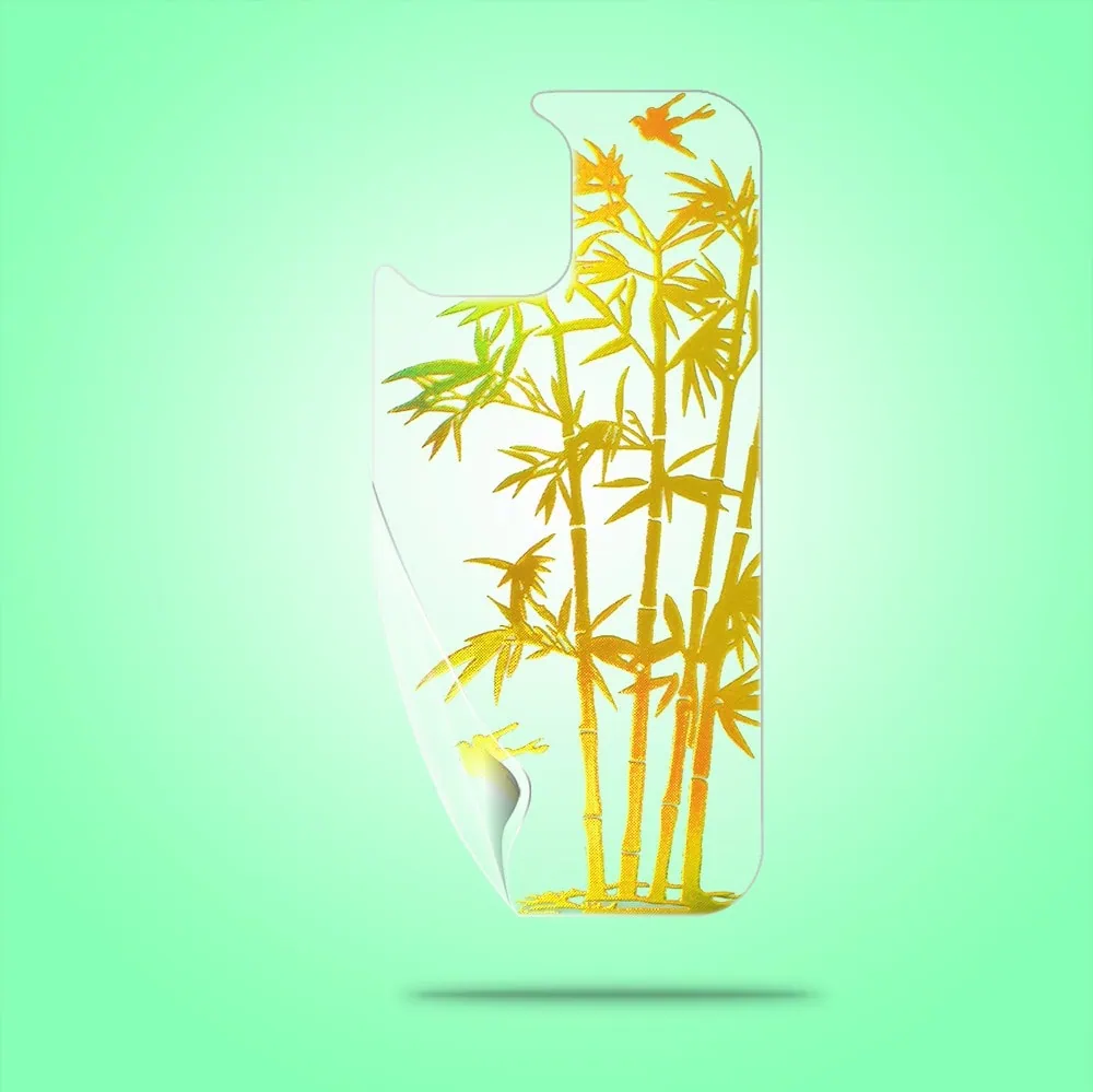 Złota folia hydrożelowa do iPhone 15 na tył ochronna, wzór bambus