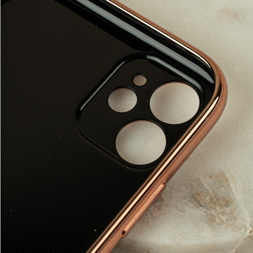 Etui do iPhone 11 eleganckie, ze złotym, metalowym uchwytem i zdobieniami, osłona na aparat, czarne