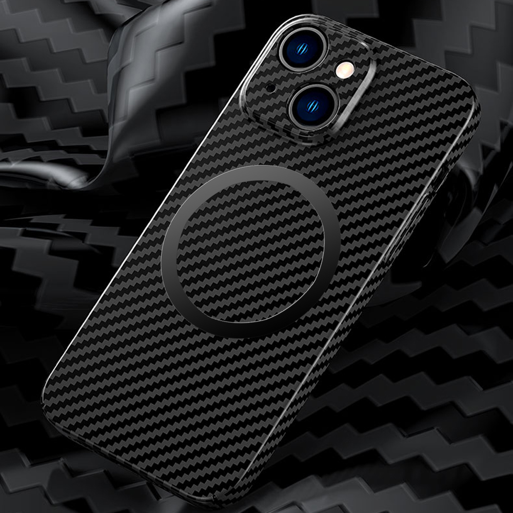 Etui do iPhone 14 Carbon Shell MagSafe ultracienkie, czarne