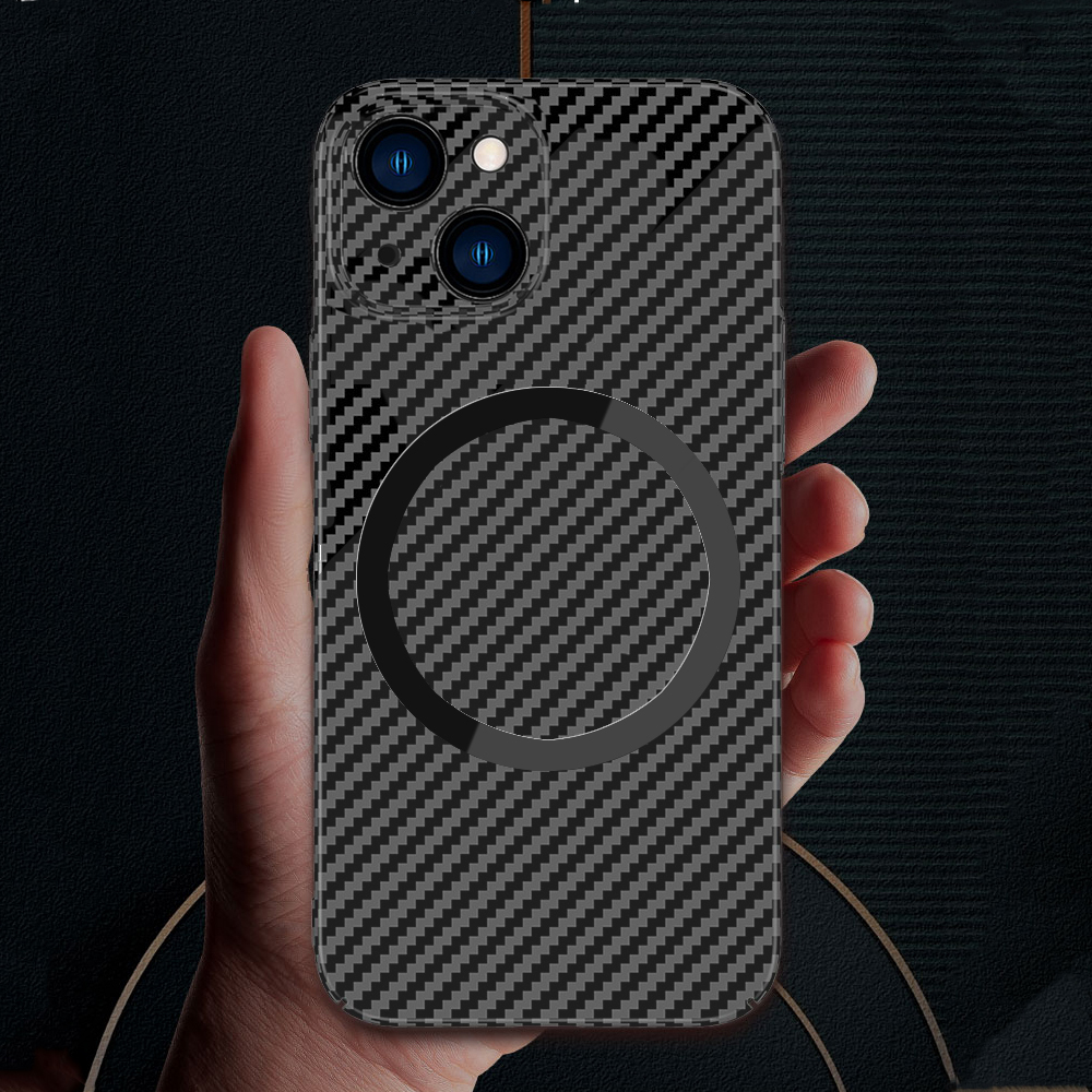 Etui do iPhone 14 Carbon Shell MagSafe ultracienkie, czarne